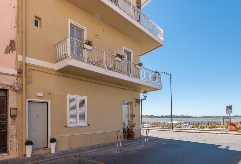 هتل Aquamadre Suites