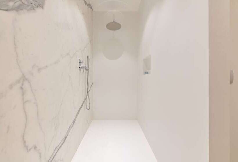 هتل Aquamadre Suites