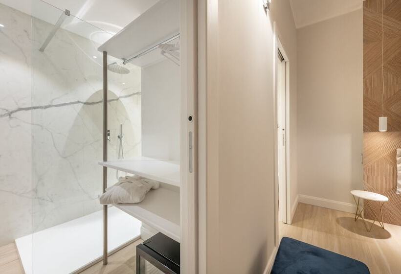 هتل Aquamadre Suites