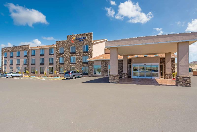 בית מלון כפרי Comfort Inn Tonopah