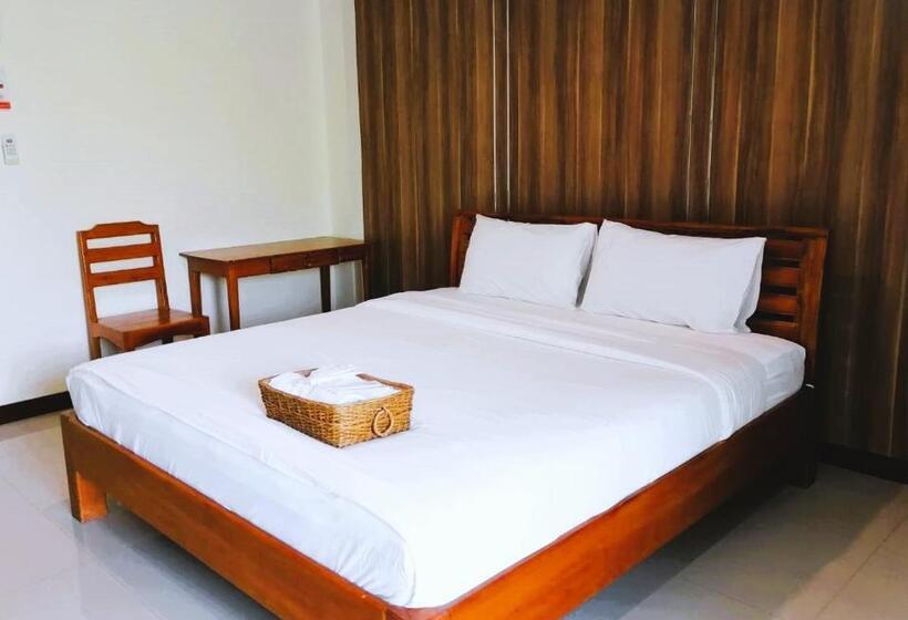 酒店 Grand Lopburi