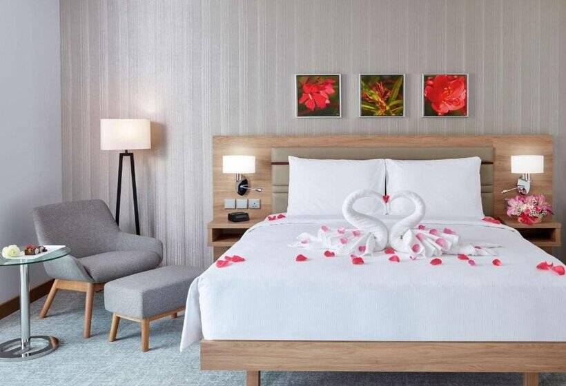 هتل Hilton Garden Inn Muscat Al Khuwair