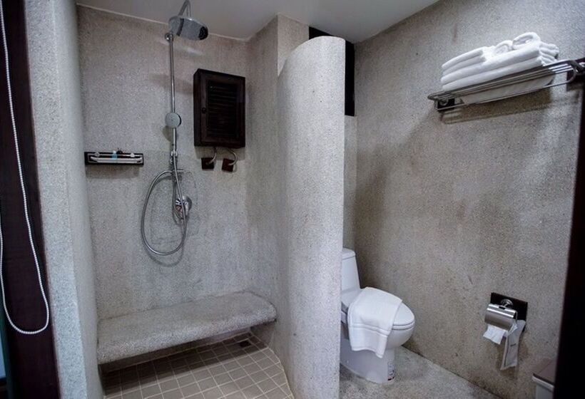هتل Nightbazaar Inn