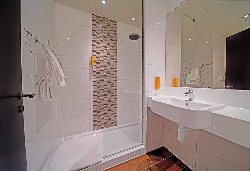 Fotos del hotel Premier Inn Dubai Al Jaddaf:  28