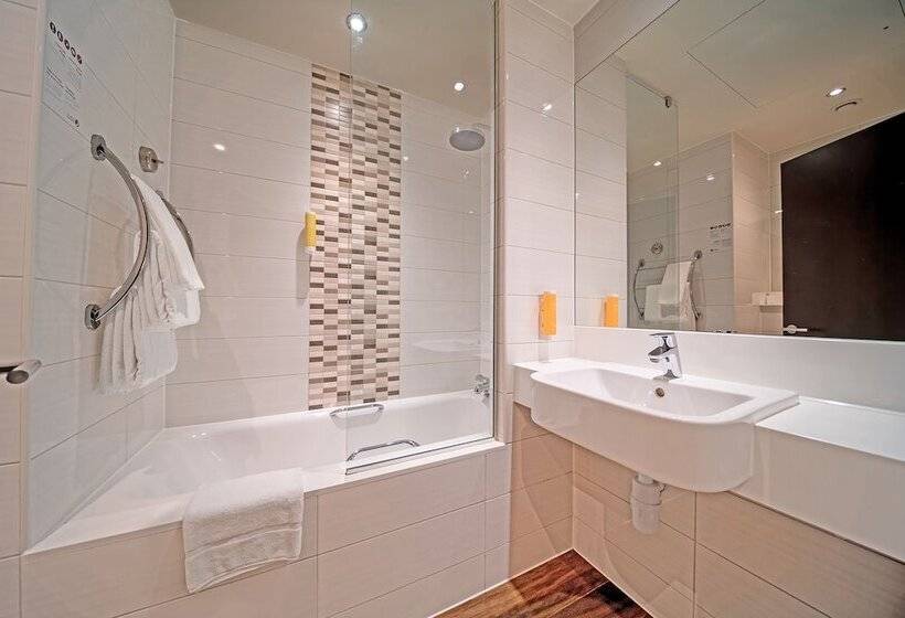 Fotos del hotel Premier Inn Dubai Al Jaddaf:  43