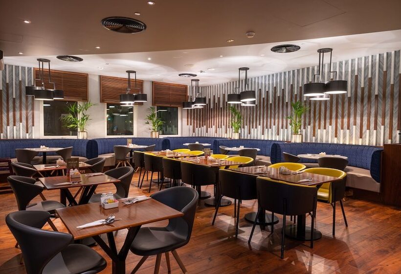 Fotos del hotel Premier Inn Dubai Al Jaddaf:  37