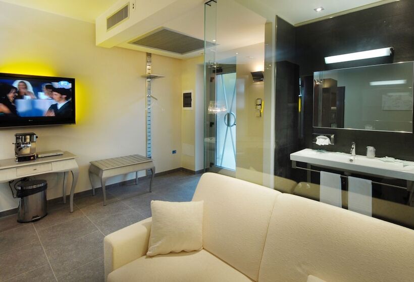 בית מלון כפרי Suite  Testani