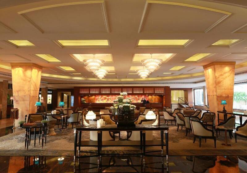 בית מלון כפרי The Taj Mahal Tower Mumbai