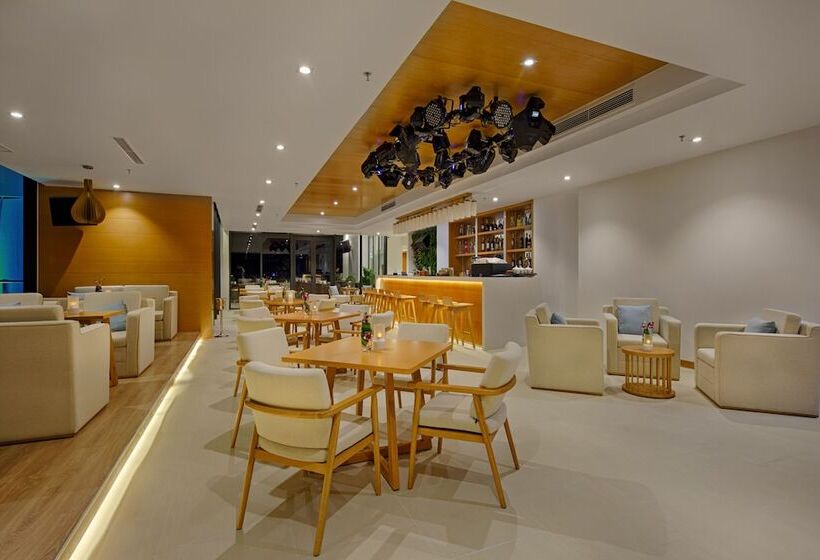 Fotos del hotel Tms Hotel Da Nang Beach:  47