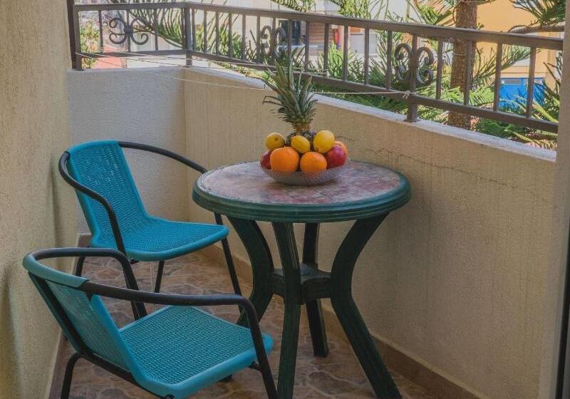 Fotos del hotel Venera Apartments:  37