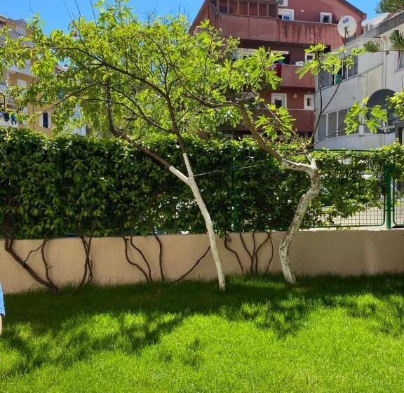 Fotos del hotel Venera Apartments:  11