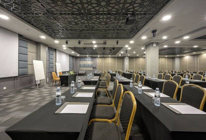 هتل Zenseana Resort & Spa   Sha Plus