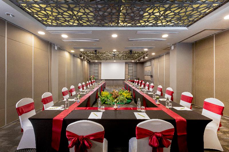 هتل Zenseana Resort & Spa Sha Plus
