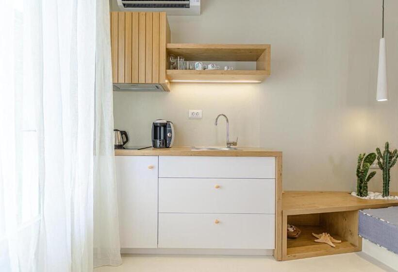 Antony Suites