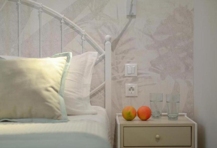 Antony Suites