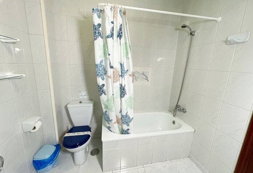 Apartamentos Revo Salinas 3000