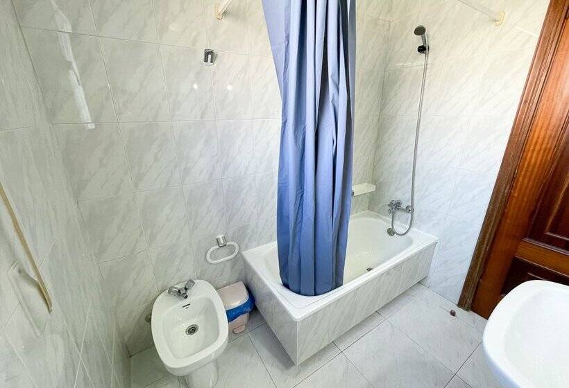 Apartamentos Revo Salinas 3000