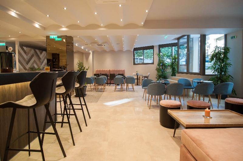 هتل Athens Platinum Rooms And Suites