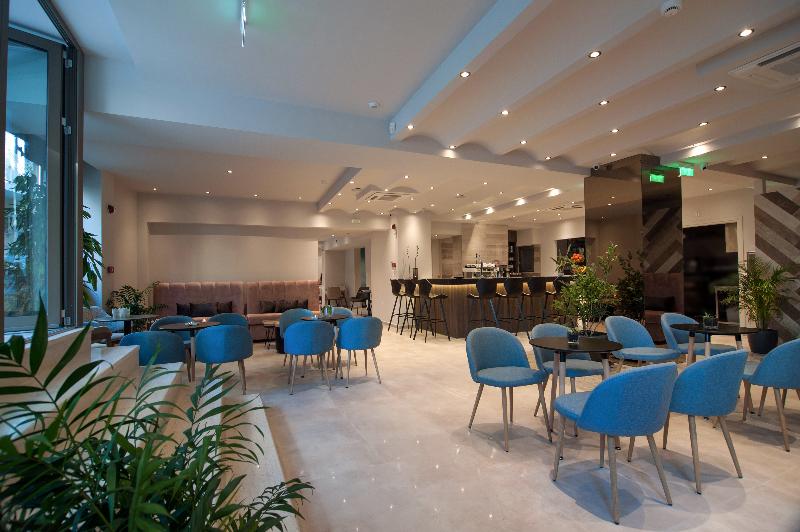 هتل Athens Platinum Rooms And Suites