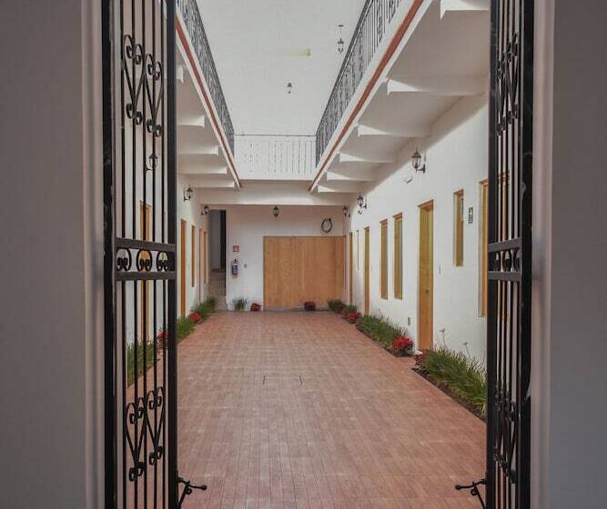 هتل Casa Santo Tomas