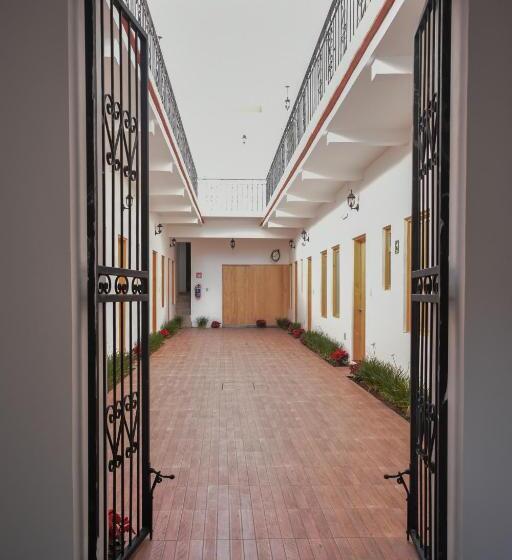 هتل Casa Santo Tomas