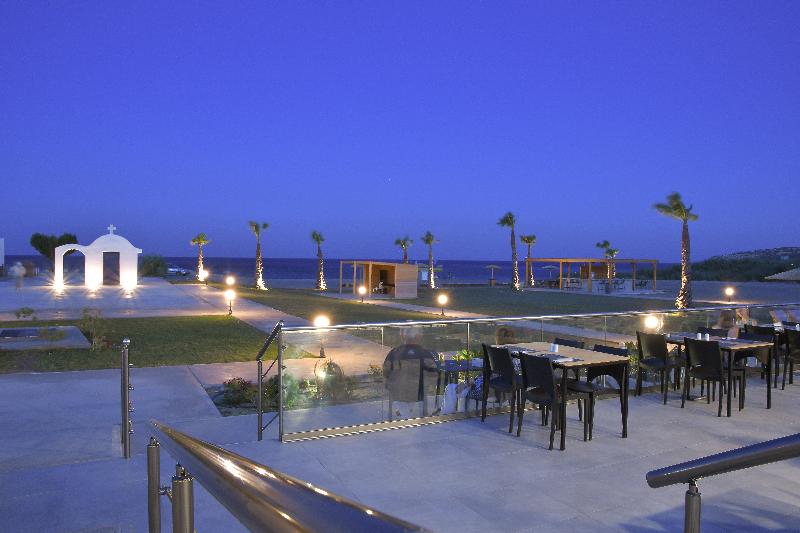 هتل Evita Bay