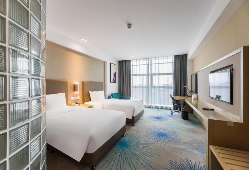 هتل Holiday Inn Express Liuyang Development Zone