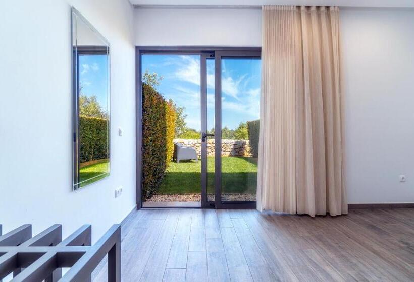هتل Mercedes Country House