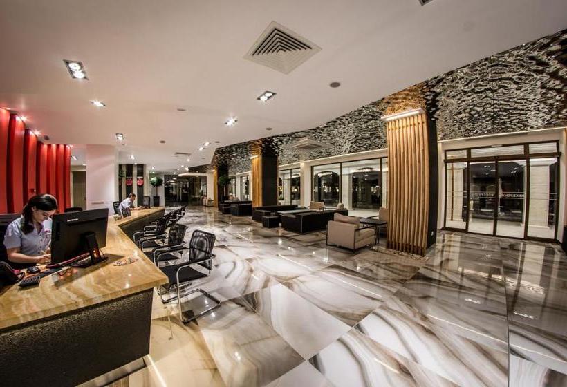 Отель Premier Fort Cuisine   Full Board