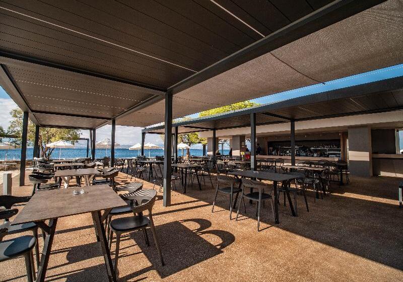 هتل Ramada Loutraki Poseidon Resort