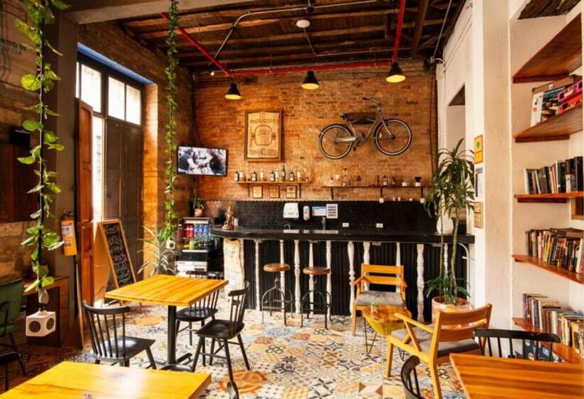 酒店 Socialtel Candelaria Bogotá   Formerly Selina La Candelaria Bogotá