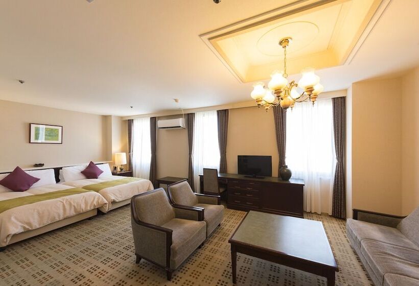 Sky Hotel Uozu