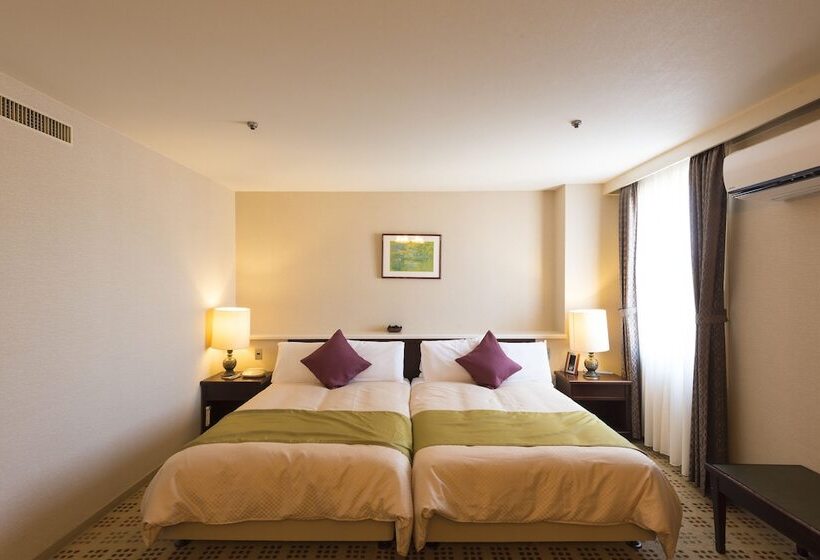 Sky Hotel Uozu