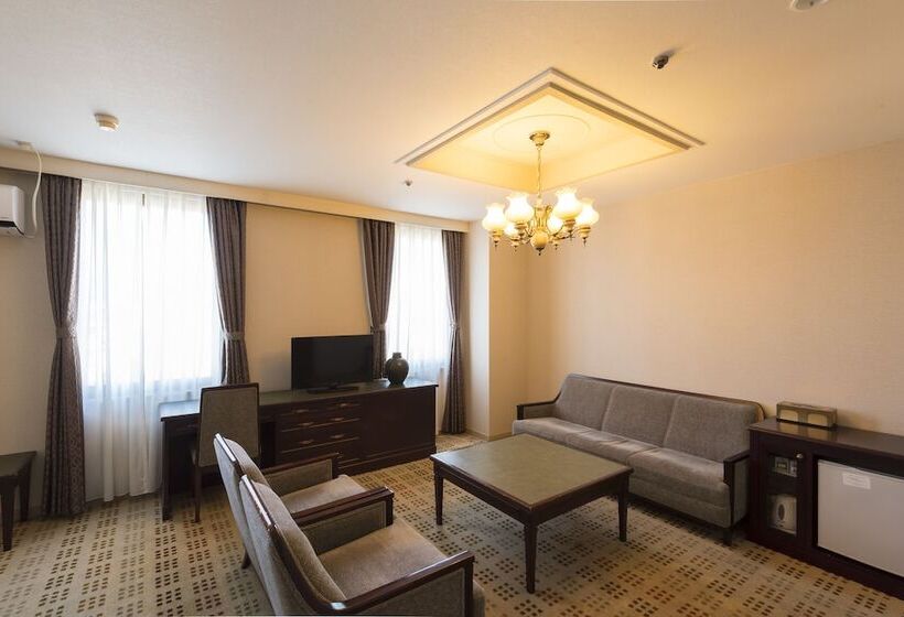 Sky Hotel Uozu