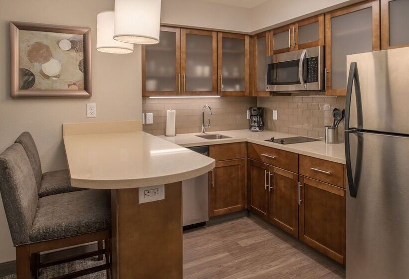 هتل Staybridge Suites   Hillsboro North, An Ihg