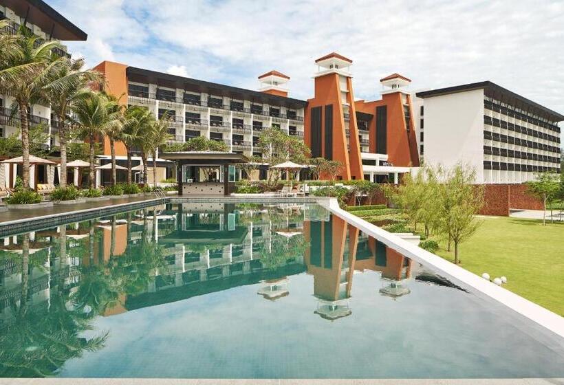 هتل The Westin Desaru Coast Resort