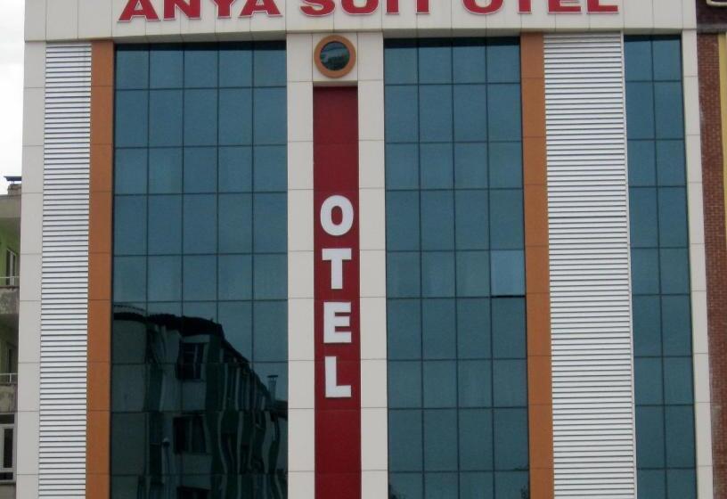 Anya Suit Otel