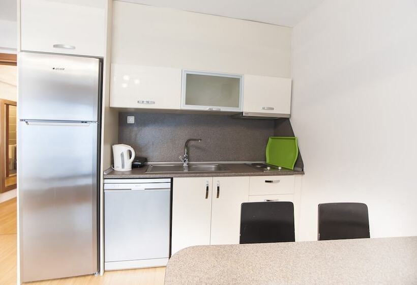 Blueway Hotel Residence