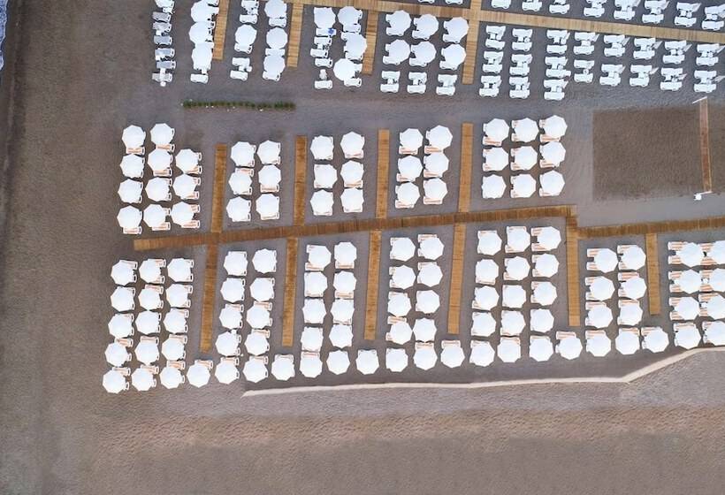 Greenwood Suites Resort