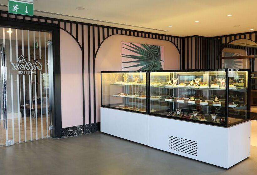 Greenwood Suites Resort