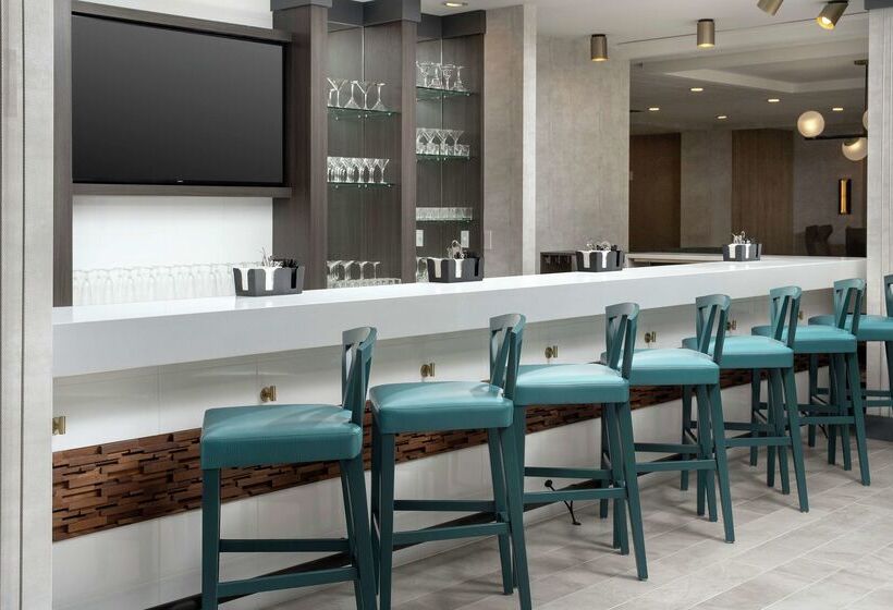 هتل Hilton Garden Inn Westchester Dobbs Ferry, Ny