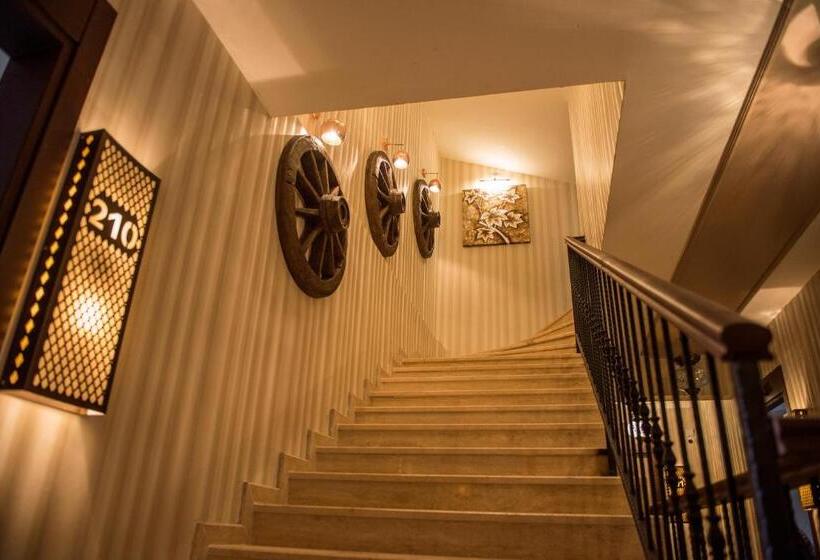 La Vie Konak Otel