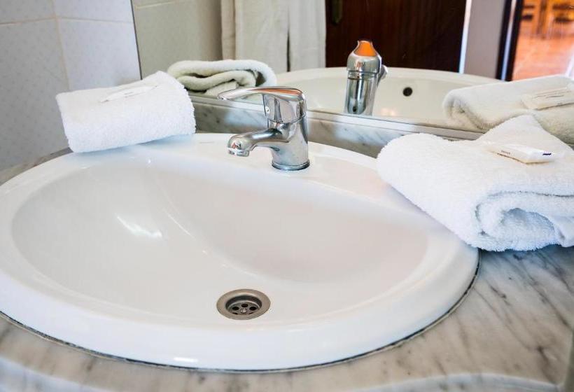 Al Tarik Praia Apartamentos