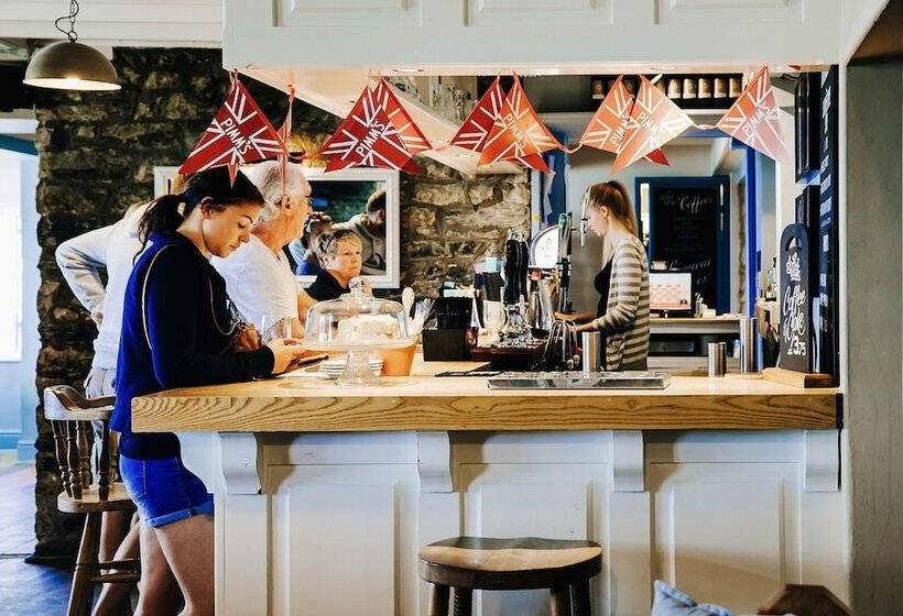 Общежитие Ship Inn