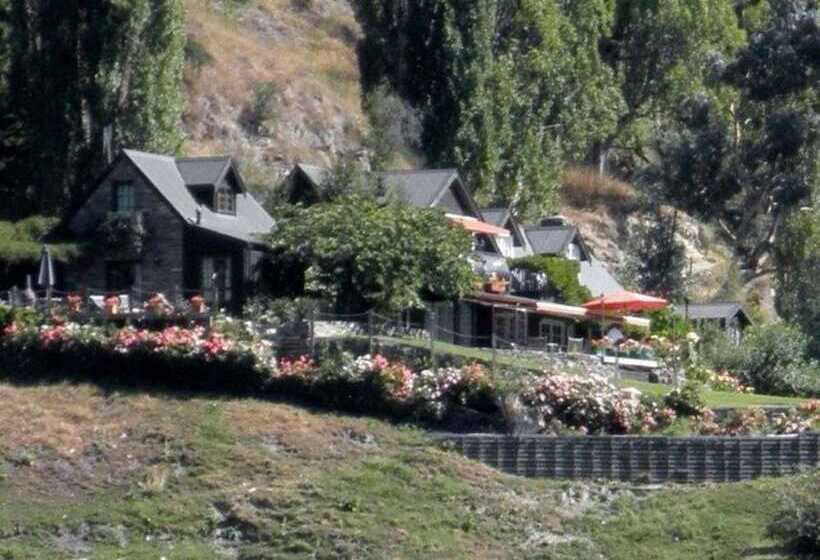 تختخواب و صبحانه Trelawn Place