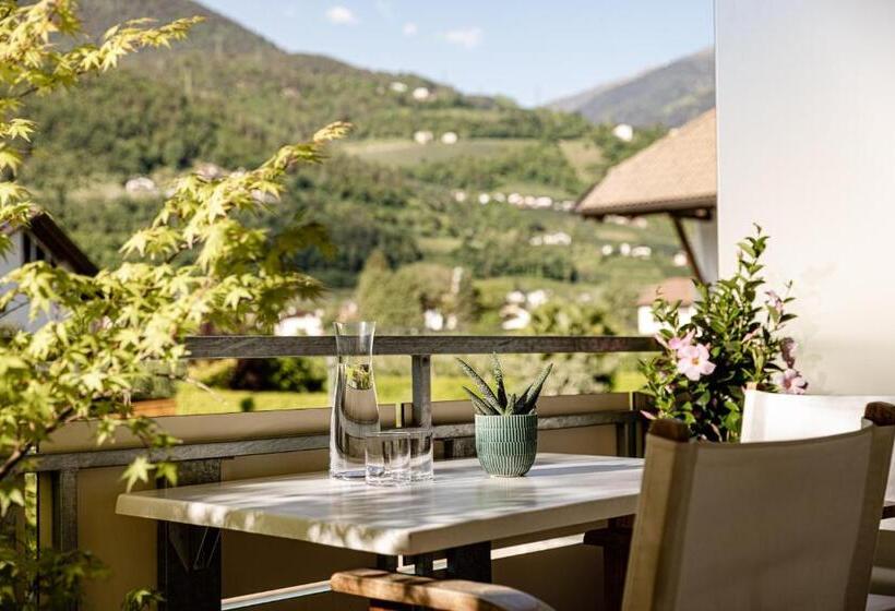 Garden Residence