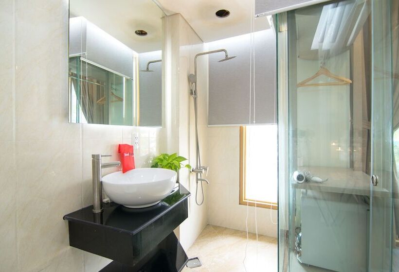 هتل Reddoorz Plus Near Saigon Train Station