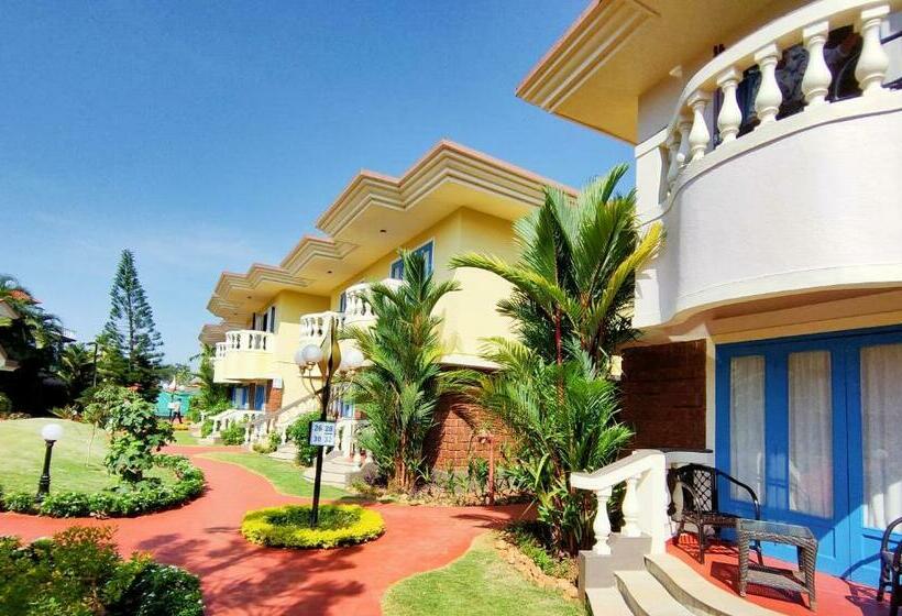 فندق Coconut Grove Beach Resort