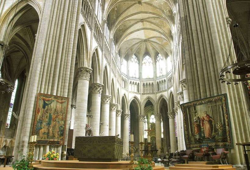 ホテル Holiday Inn Express   Rouen Centre   Rive Gauche, An Ihg