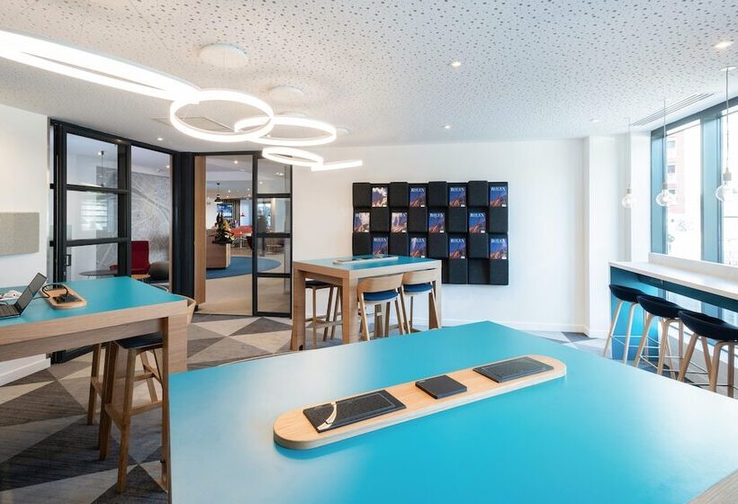 ホテル Holiday Inn Express   Rouen Centre   Rive Gauche, An Ihg